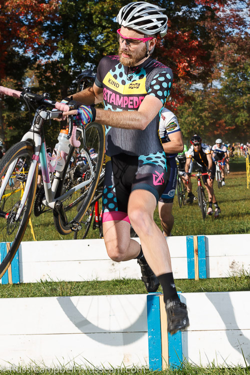 Many more of this race at http://www.russcam.com/cycling