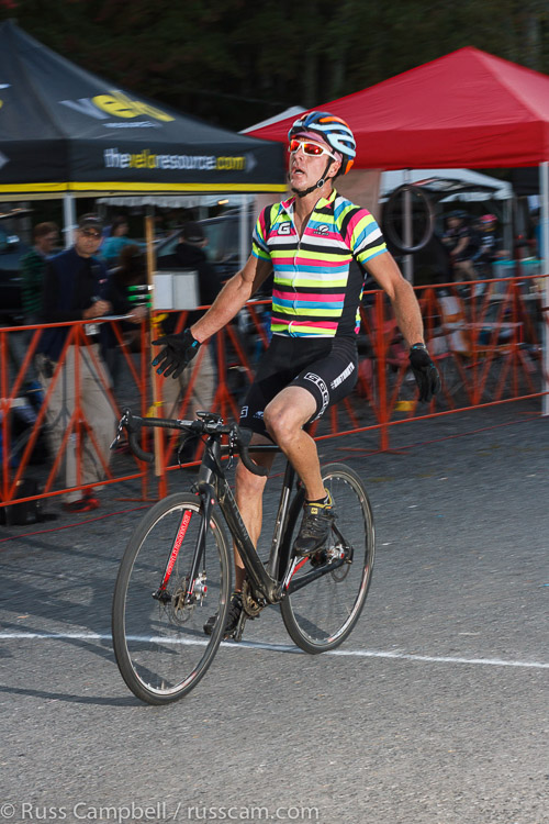 Many more of this race at http://www.russcam.com/cycling
